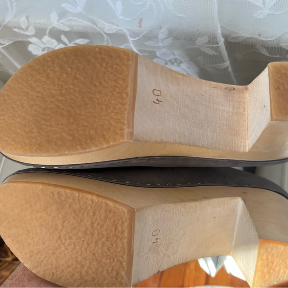 COPY - Bryr Chloe Closed Toe Clog, worn 3 times. - Picture 5 of 5